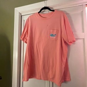 Vineyard Vines mens large short sleeved coral t shirt no tags, never worn.